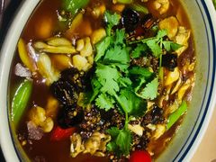 馋嘴牛蛙-川流不息(北蔡休闲广场店)