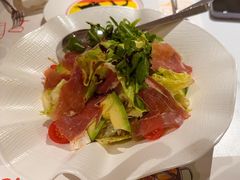 西班牙火腿牛油果沙拉-Mezomd曼索蒂西班牙餐厅(广粤店)