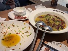 -太二酸菜鱼(武汉光谷保利店)
