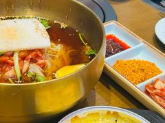 -猪啊牛呀羊啊铜盘烤肉(正大广场店)