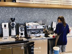 -蔚来中心(北京中关村店)