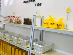 面包甜点陈列柜-布谷小甜·生日蛋糕(新街口店)