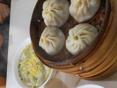 鲜肉小笼-绿杨馄饨临顿路店