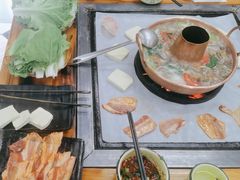 -香香腊排骨.野生菌火塘总店(束河店)