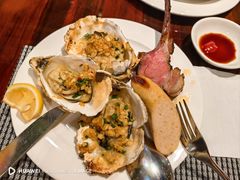 -广州万富希尔顿酒店·感趣自助餐厅·金秋蟹宴生蚝海鲜刺身