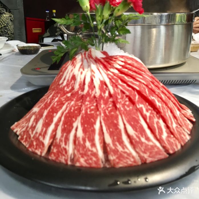 777排档火锅·鸿馆特色雪花牛肉图片 