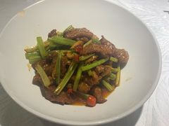 小炒黄牛肉-雲蜀龙阁·金牌水煮鱼(方庄店)
