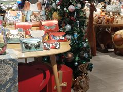 -LOL原创生活概念店(K11购物艺术中心店)