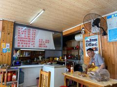 -肇兴特色牛肉粉