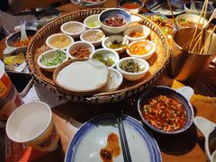 -包整·丝娃娃(一览甲秀楼风景店)