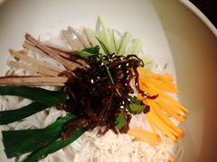 -云海肴·汽锅鸡·云南菜(天山百盛优客店)