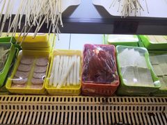 -马路边边 传媒大学店