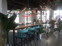-荣耀.西式融合餐厅(留云湖店)