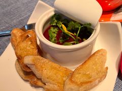 -弦月窗LUNETTE BY AMANDA(复兴路店)