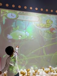 -奈尔宝家庭中心·亲子早教·派对餐厅(北京东坝万达店)