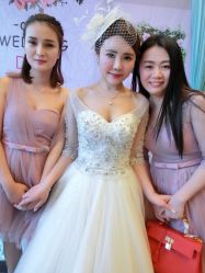 点击看大图 -艾米丽婚纱礼服