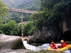 -雅鲁激流探险漂流