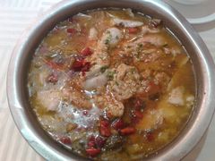 酸菜鱼-金陵后厨·南京菜(新街口秣陵路店)