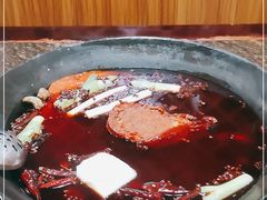 -星鸿社重庆老火锅(燃灯寺分店)