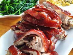 -黄记四更烤乳猪店