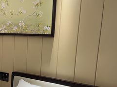 -广东大厦酒店(广州北京路步行街纪念堂地铁站店)