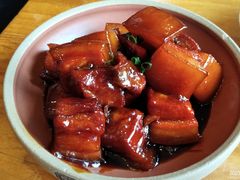 -侬佳蒸菜馆(听潮店)