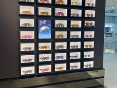 -LensCrafters亮视点·OAKLEY精选(静安嘉里中心店)