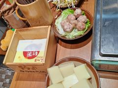 -黔有有贵州酸汤夺夺粉火锅(五味十字店)