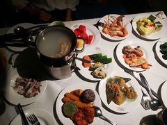 -领鲜活海鲜榴莲自助火锅(东门店)