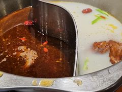 -亿诣蝎府炸酱面羊蝎子火锅(酷车小镇店)