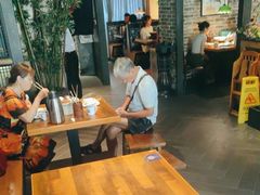 -洞庭土菜小炒馆(易发广场店)