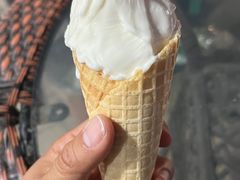 -古老冰山特色冰淇淋店(艾提尕尔店)