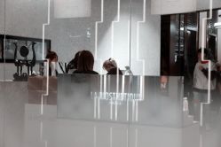 -AKOZO Beauty Salon
