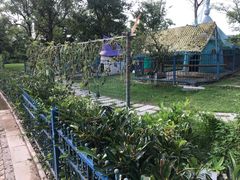 -上海滴水湖皇冠假日酒店