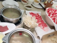 -海上明月海鲜火锅 鲜切牛肉