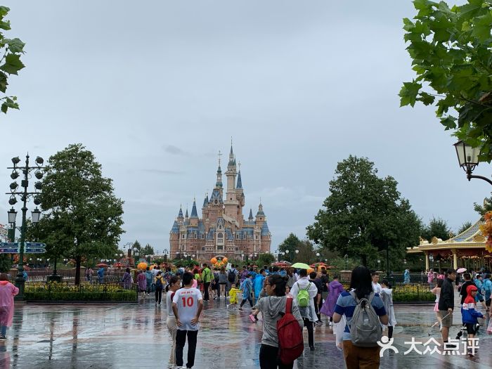 上海迪士尼度假区门面图片