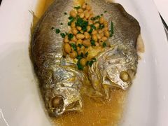 梅黄豆蒸黄鱼鲞-新镇江酒家(南京西路店)