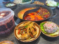 -冯校长老火锅(中联广场店)