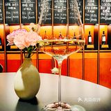 520女朋友选了这个餐酒吧，喝一口就醉了？！