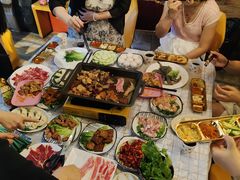 -玩坞轰趴馆·户外团建聚会主题生日派对馆(世豪广场店)