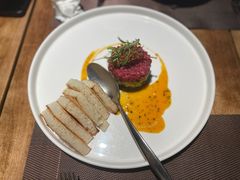 牛肉塔塔配牛油果黑橄榄酱-Solo(衡山路店)