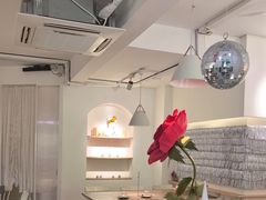 -露露家咖啡店