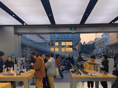 -DJI大疆(深圳华强北曼哈授权体验店)