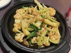 爱吃花菜-孙家外婆•长春地标美食新名片(吾悦广场店)