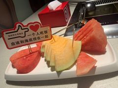 -海底捞火锅鲜切牛肉主题店(长寿路店)