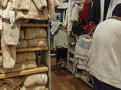 -优衣库(东莞汇一城店)