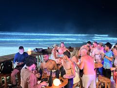 -FINNS Beach Club