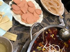 -肖肖酸萝卜鱼火锅(总店)
