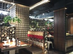 大堂-天山醉美辣子鸡(文艺路店)