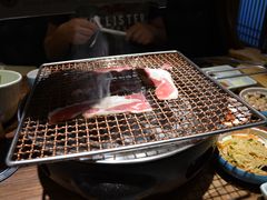 -明洞阿姨·韩式酱蟹烤肉·创意料理(三元桥店)